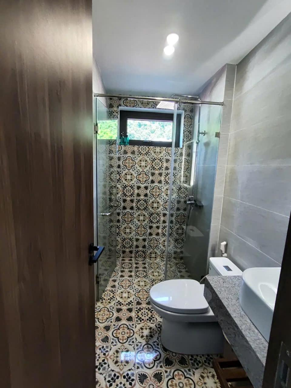 The Coral Homestay & Pub Tân Hiệ 外观 照片