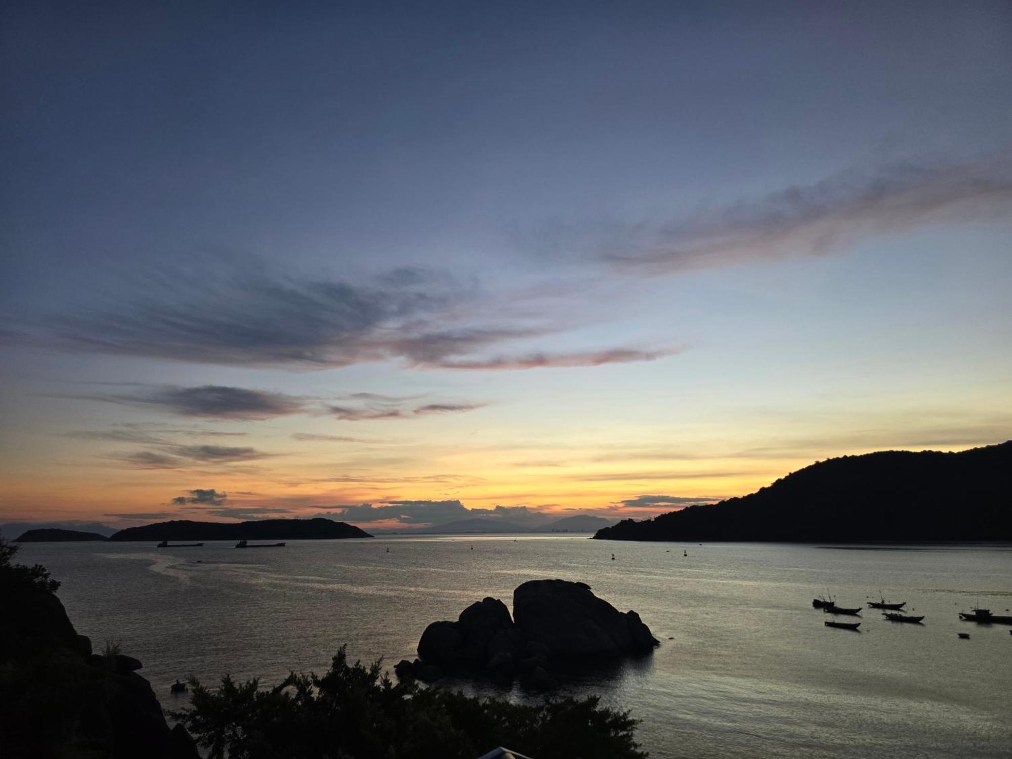 The Coral Homestay & Pub Tân Hiệ 外观 照片